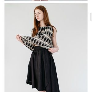 Lauren Winter Linen Swing Top